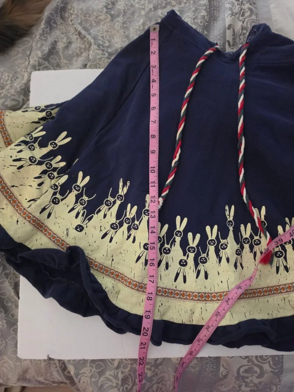 Yue Ran Youth XL Bunny Ear Hooded Poncho Cape Rabbit Print Kawaii Blue - Picture 7 of 8